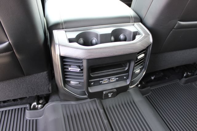 Used 2026 RAM 3500 Laramie AWD/4WD image 46