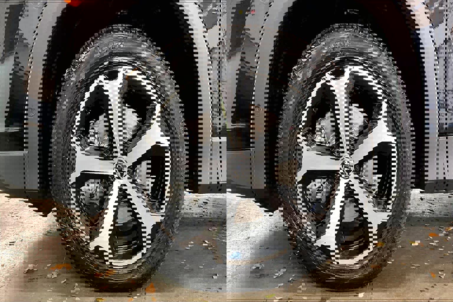 New 2026 Volkswagen Tiguan SE image 14