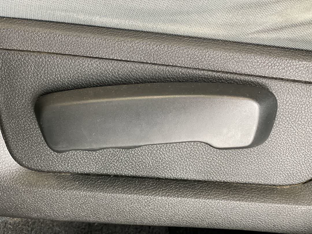 Used 2017 RAM 1500 ST w/ SXT Appearance Group AWD/4WD image 15