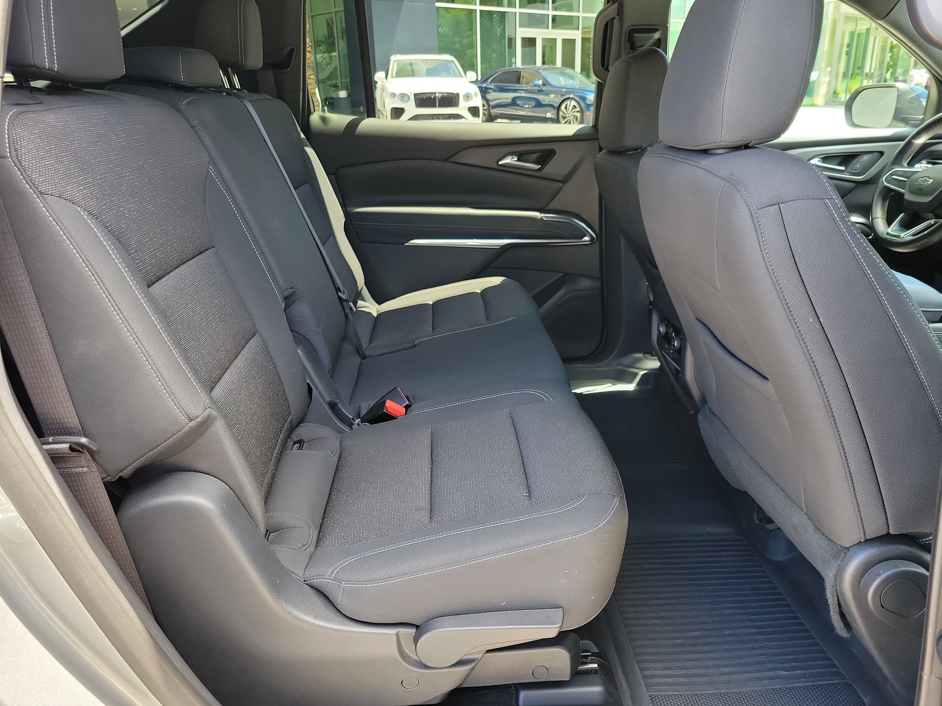 Used 2024 Chevrolet Traverse LS w/ Midnight/Sport Edition FWD image 15