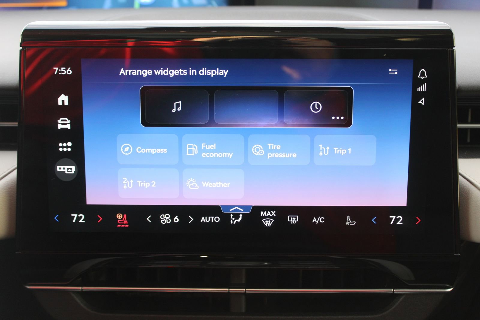 Used 2024 Lincoln Nautilus Premier w/ Equipment Group 102A image 47