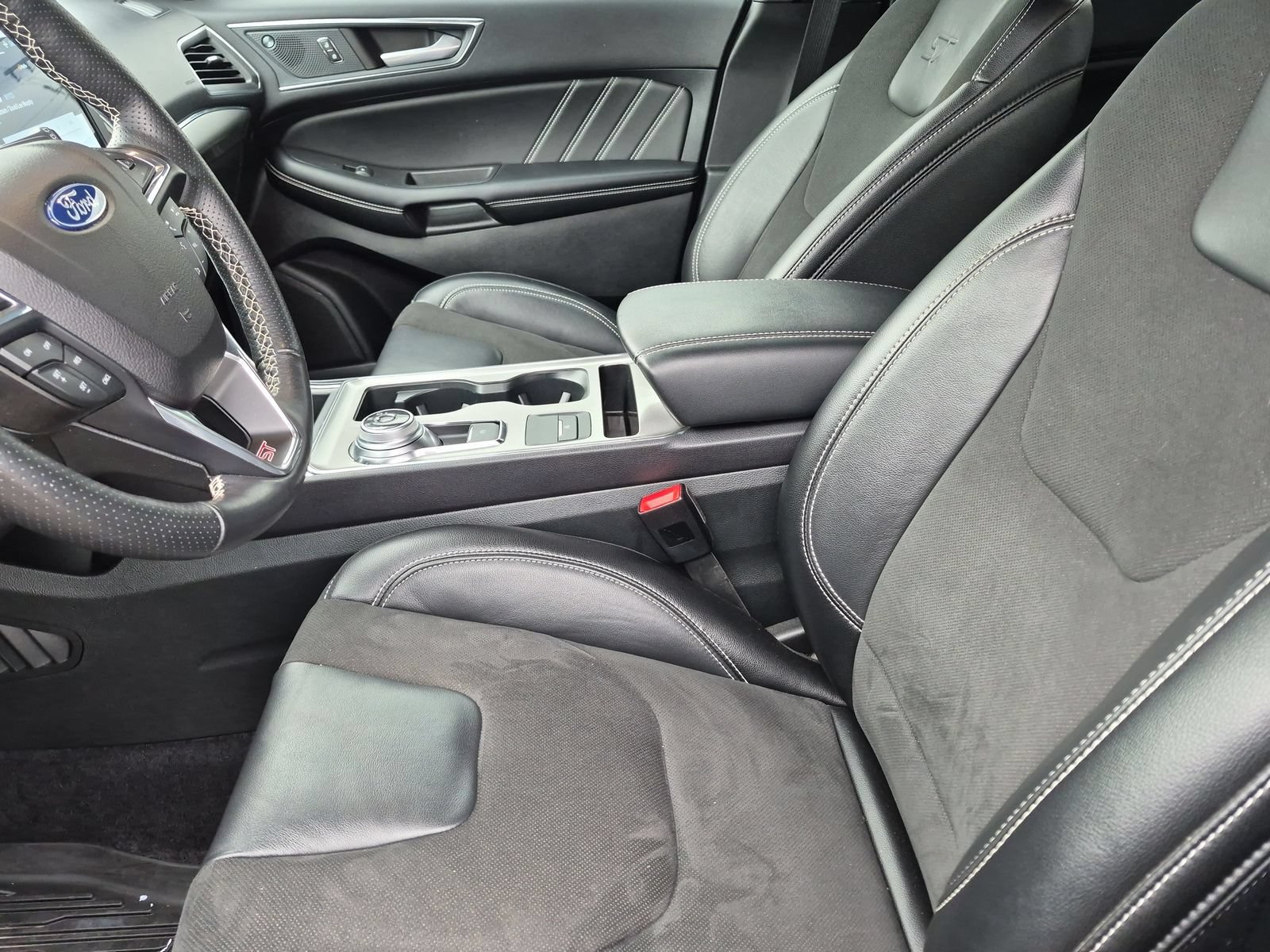 Used 2023 Ford Edge ST AWD/4WD image 17