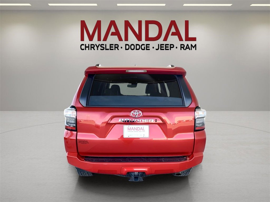 Used 2022 Toyota 4Runner SR5 Premium image 7