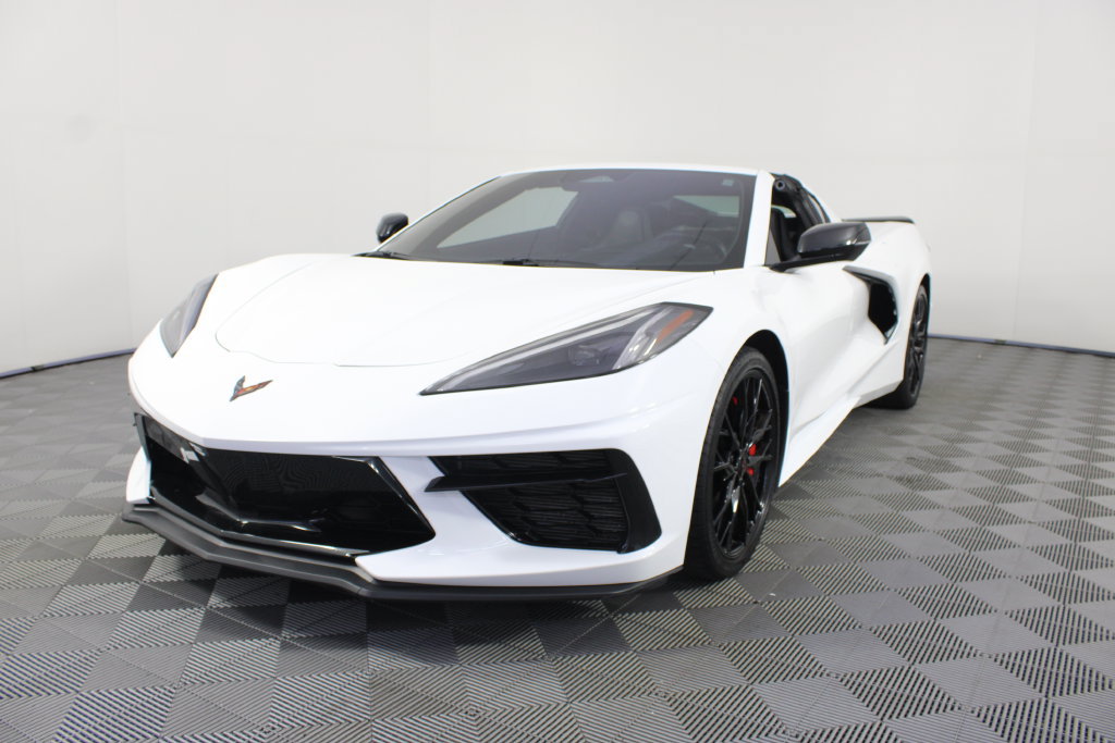 Used 2024 Chevrolet Corvette Stingray Coupe w/ Z51 Performance Package RWD image 4