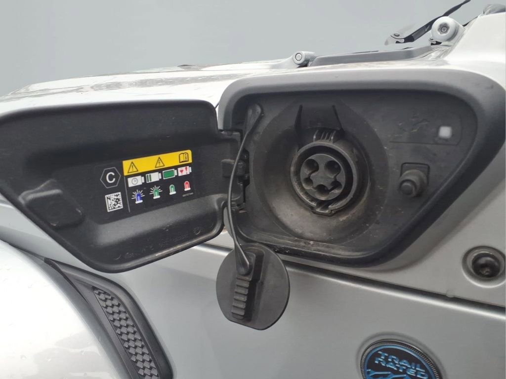 Used 2024 Jeep Wrangler High Altitude image 25