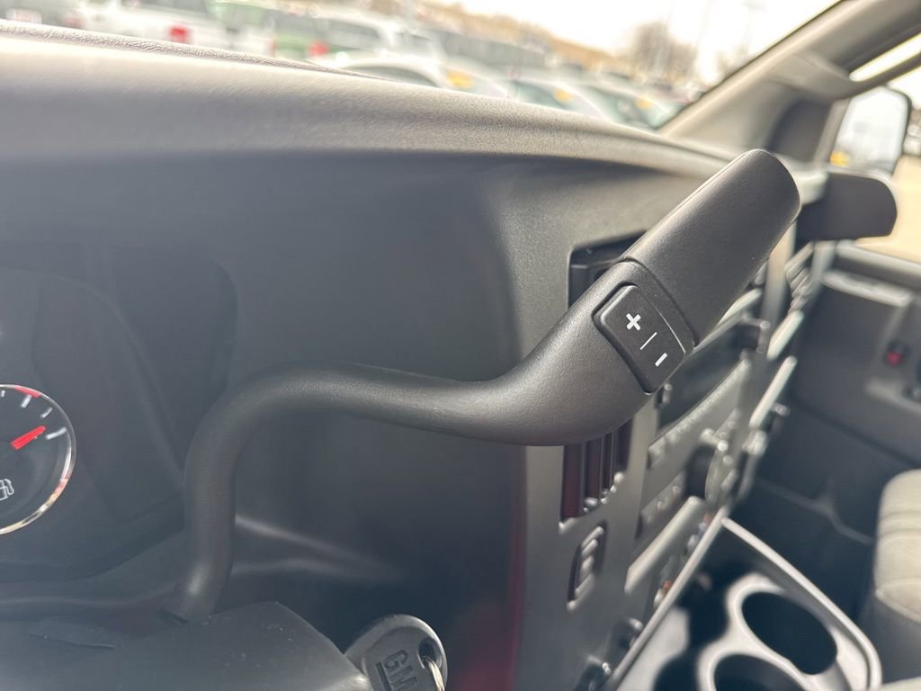 Used 2025 Chevrolet Express 3500 LT w/ LT Preferred Equipment Group image 13