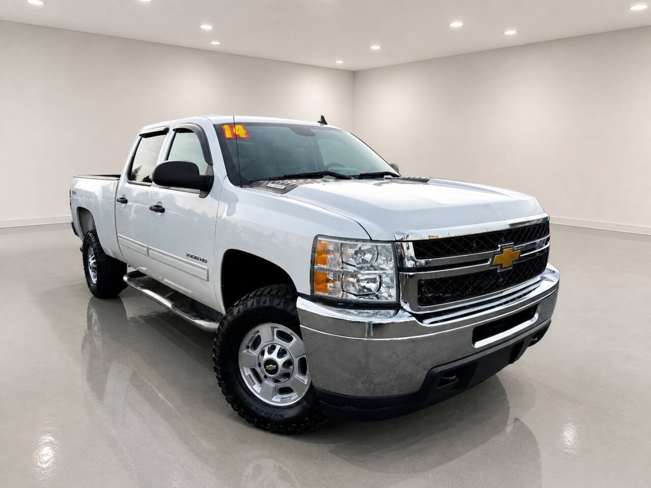 Used 2014 Chevrolet Silverado 2500 LT AWD/4WD image 1
