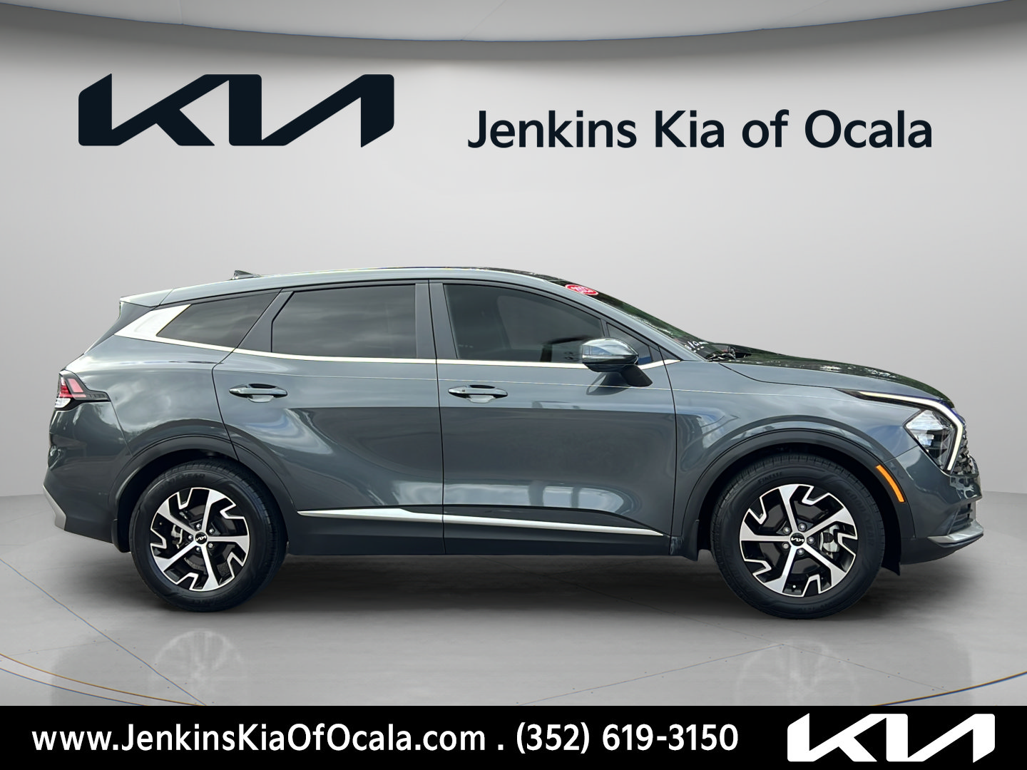 Certified 2023 Kia Sportage EX FWD image 2