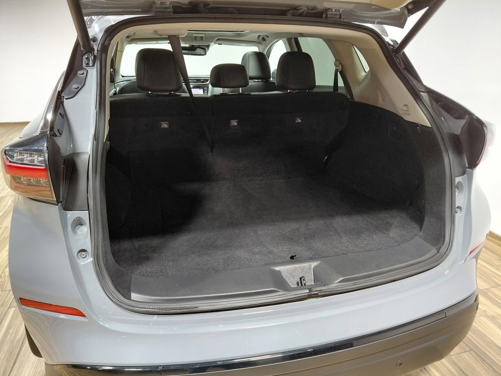 Used 2023 Nissan Murano SL image 44