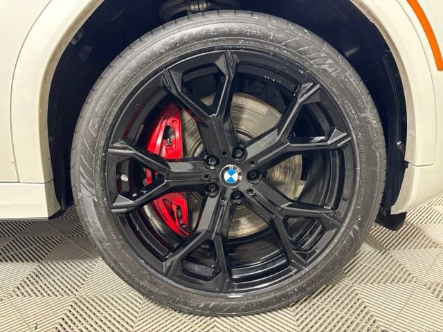Used 2026 BMW X6 M60i w/ Executive Package AWD/4WD image 25