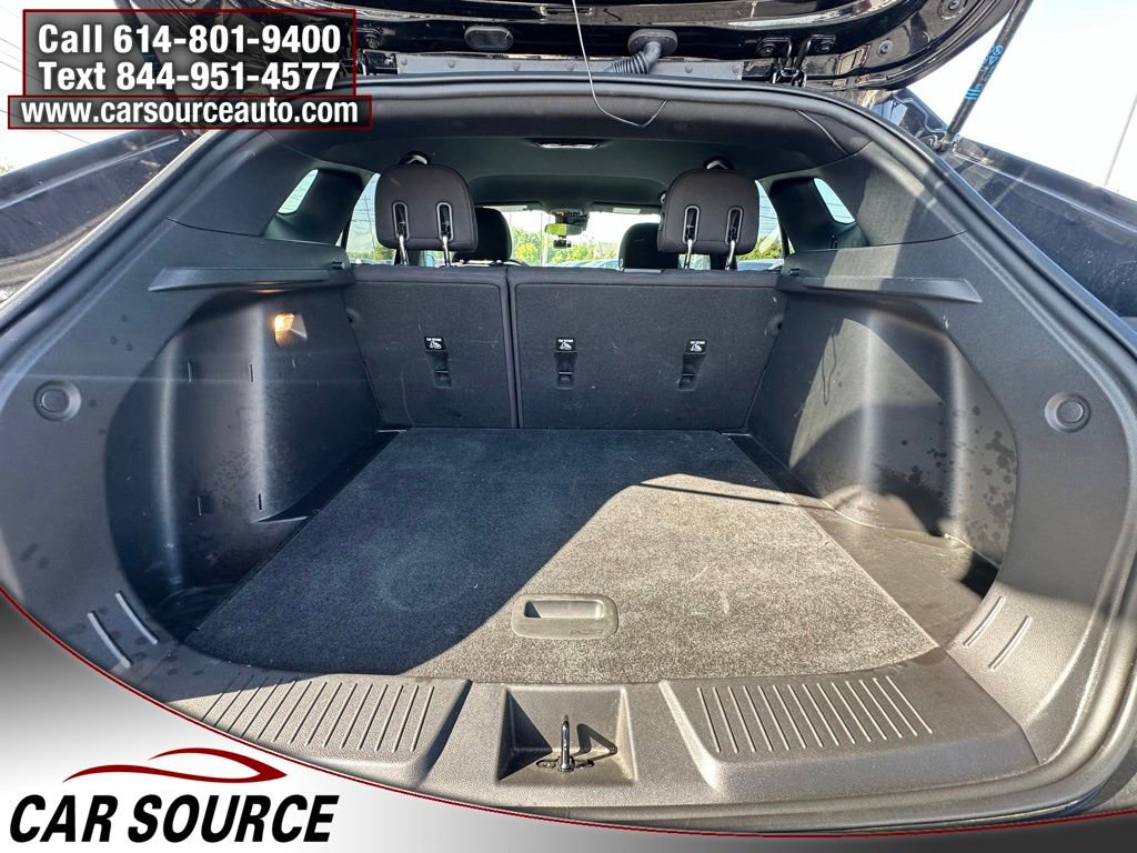 Used 2024 Chevrolet Trax RS w/ Driver Confidence Package FWD image 19