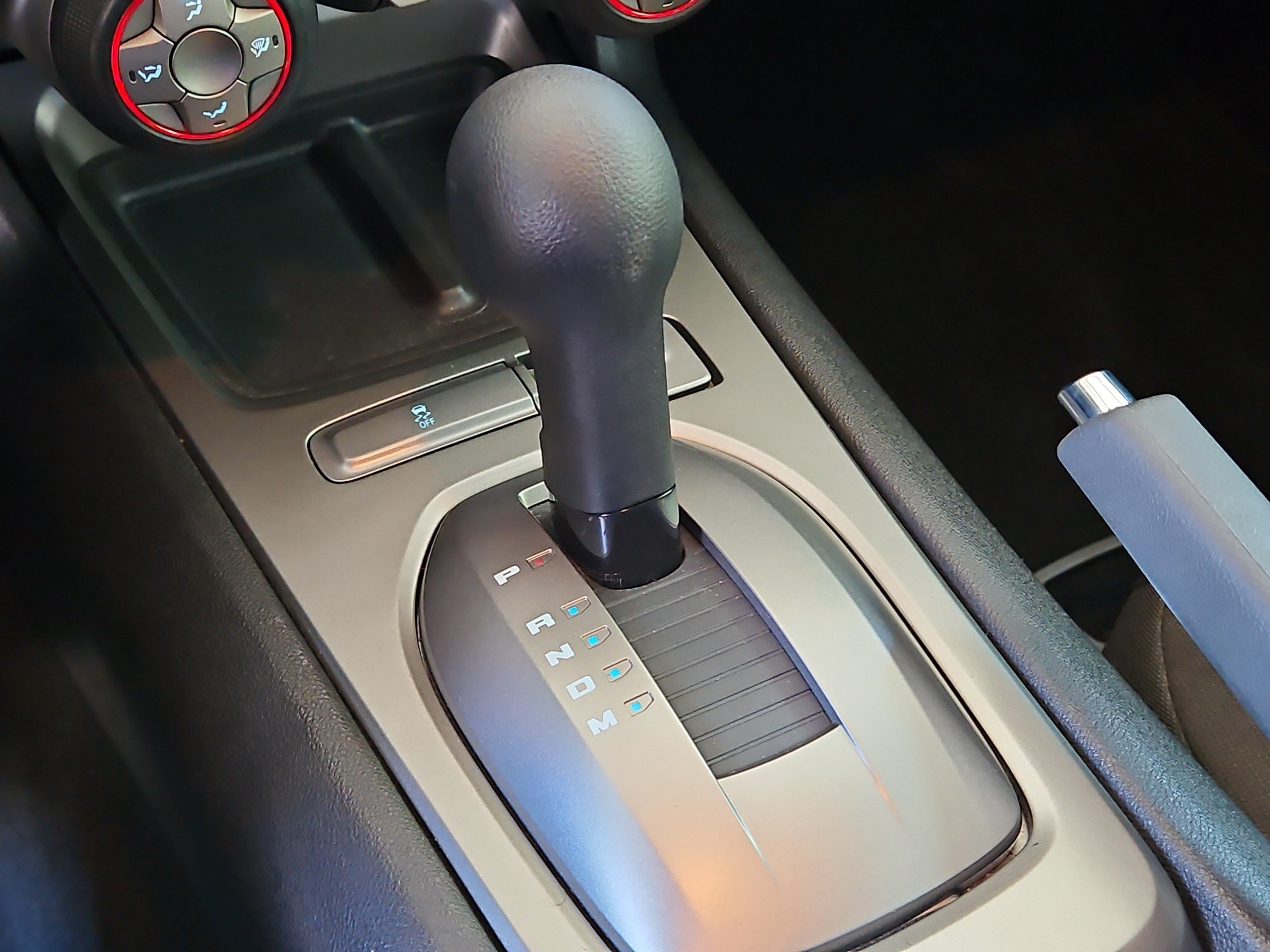 Used 2015 Chevrolet Camaro LS RWD image 27