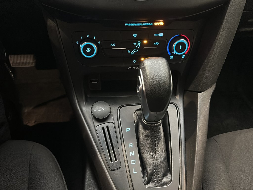 Used 2018 Ford Focus SE FWD image 27