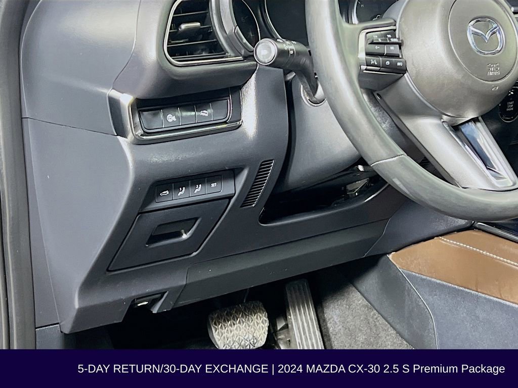 Used 2024 MAZDA CX-30 AWD 2.5 S w/ Premium Package image 12