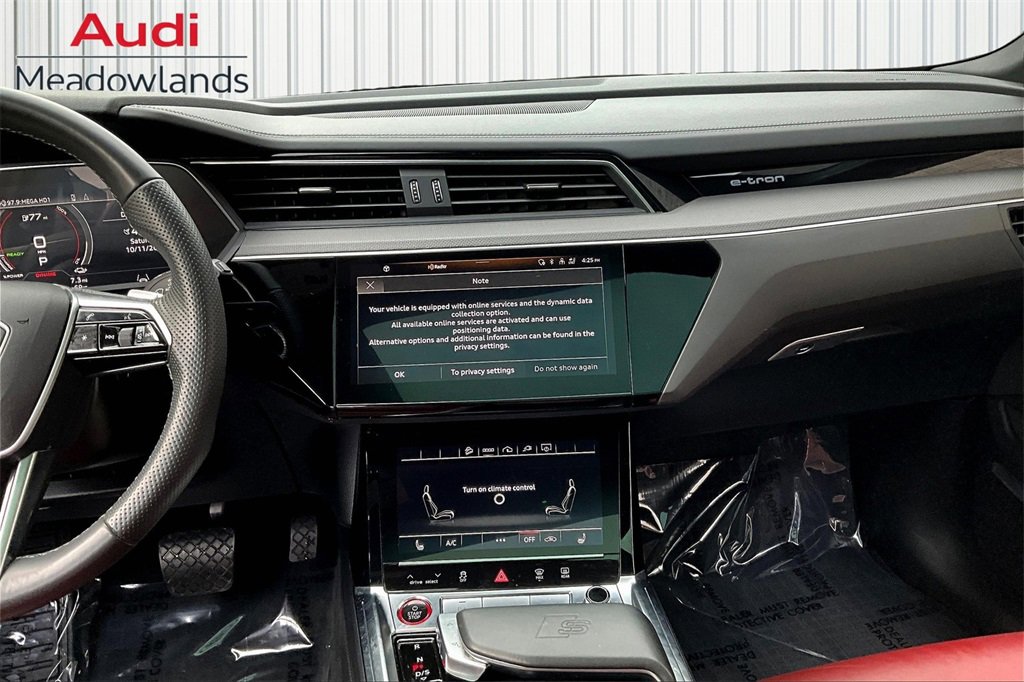 Used 2022 Audi e-tron S Premium Plus w/ 21" Black Optic Package image 9