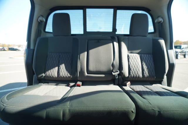 Used 2024 Nissan Titan SV w/ SV Convenience Package image 32