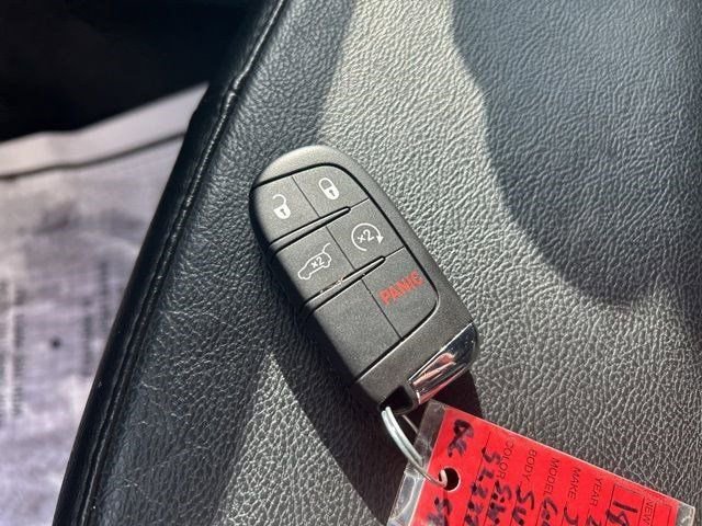 Used 2023 Jeep Compass Trailhawk image 46