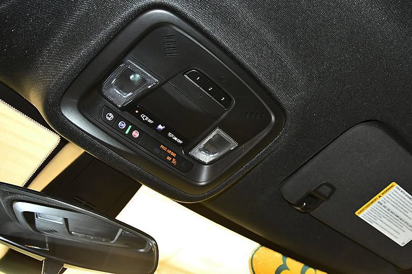 Used 2023 Chevrolet Traverse LT AWD/4WD image 26