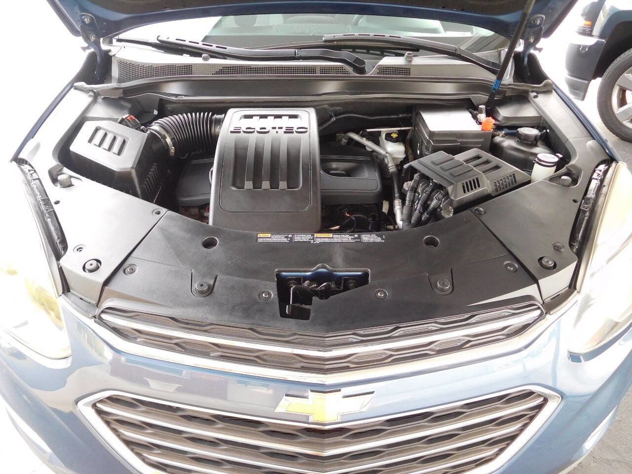 Used 2017 Chevrolet Equinox LT image 8