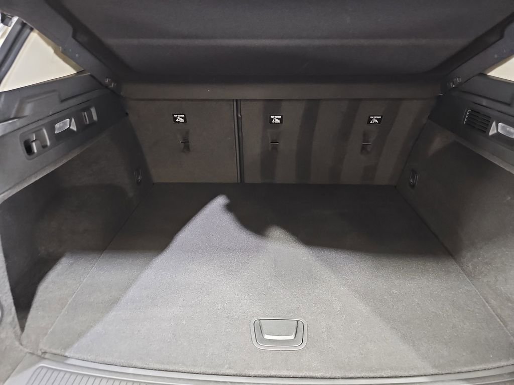Used 2022 Buick Envision Avenir w/ Technology Package II AWD/4WD image 14