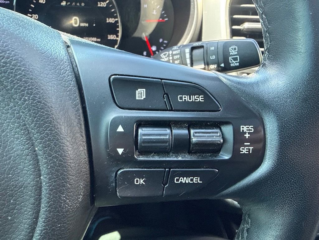 Used 2017 Kia Sorento SX AWD/4WD image 12