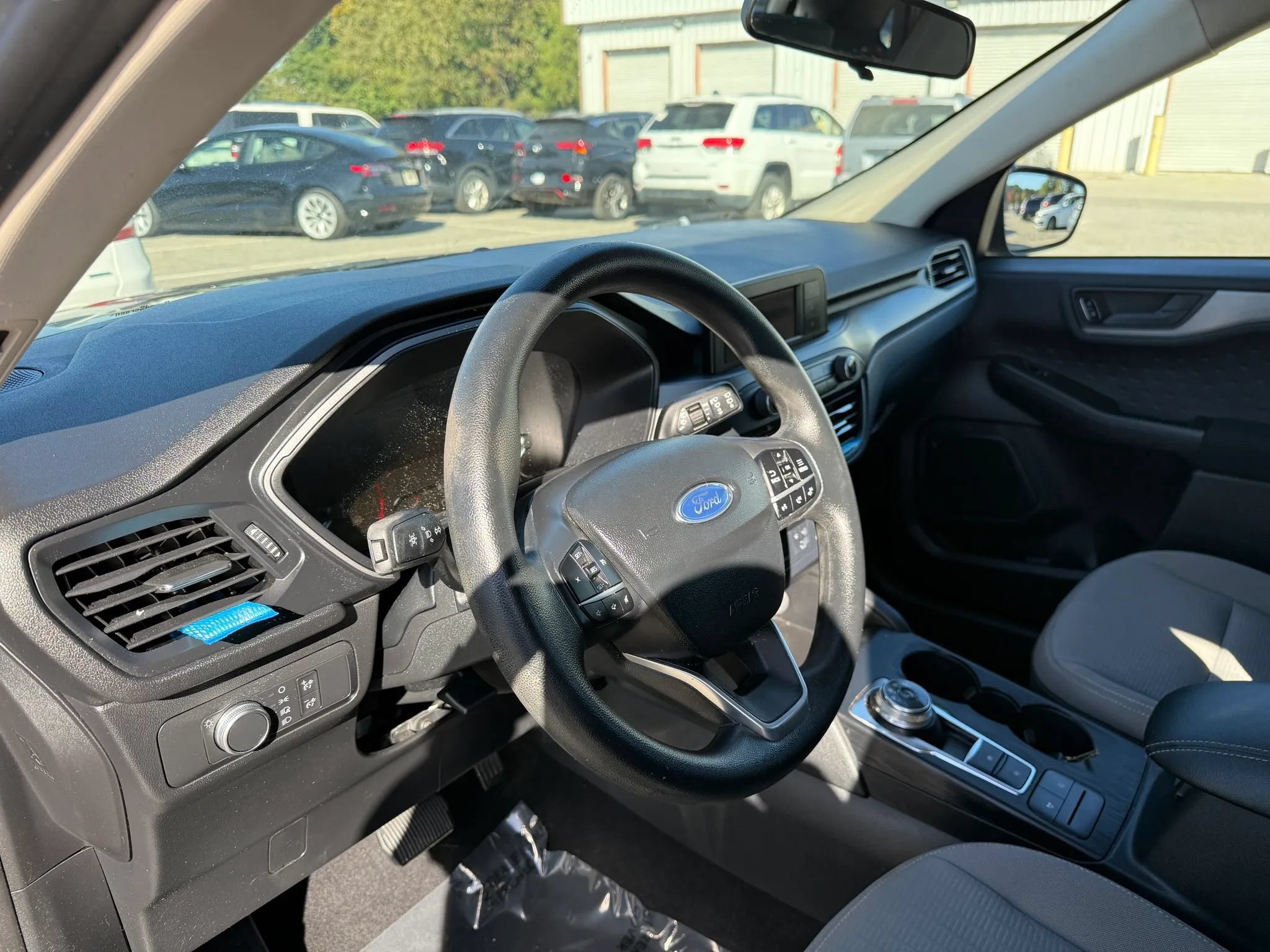 Used 2020 Ford Escape S AWD/4WD image 17