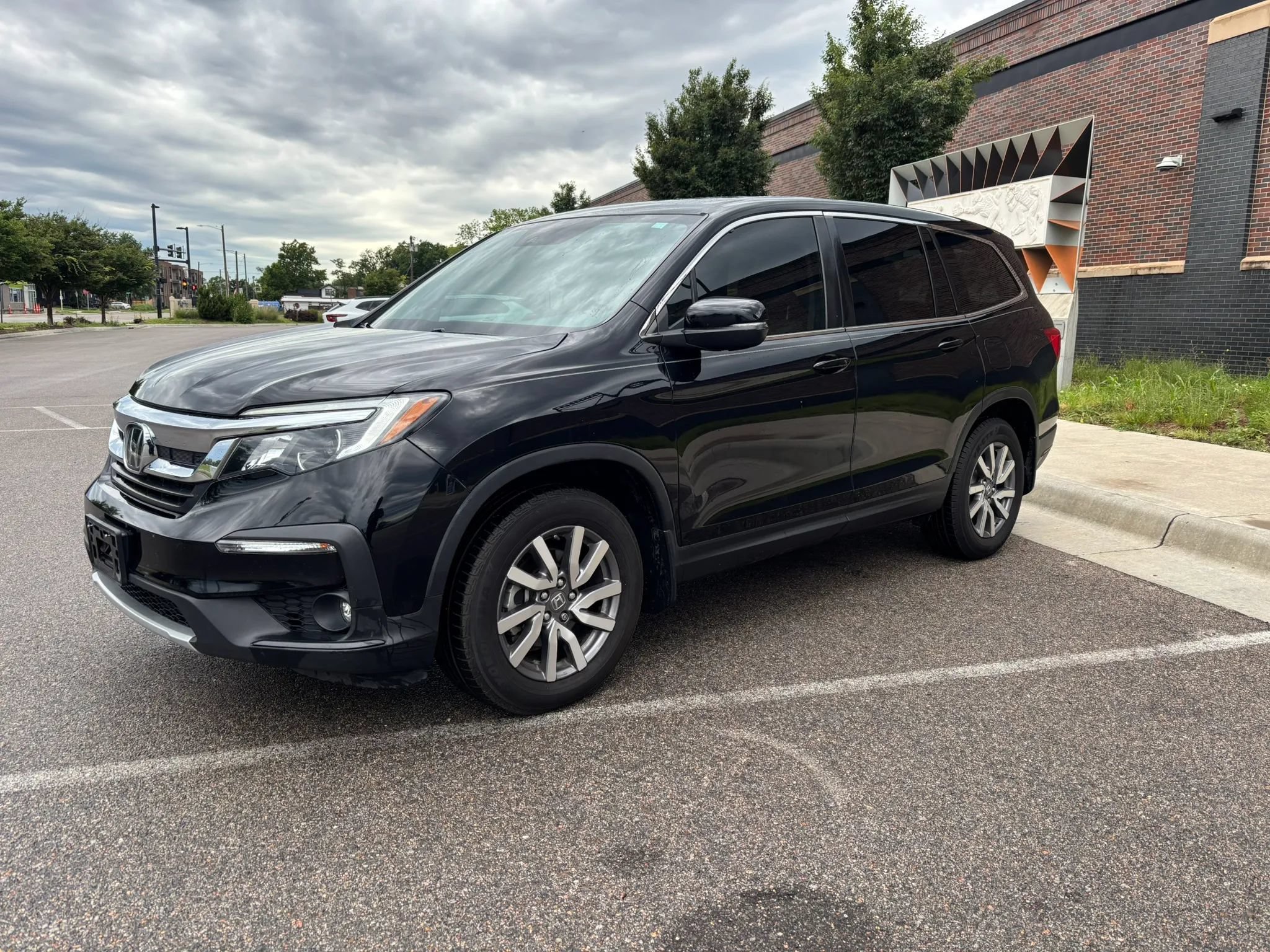 Used 2020 Honda Pilot EX image 3