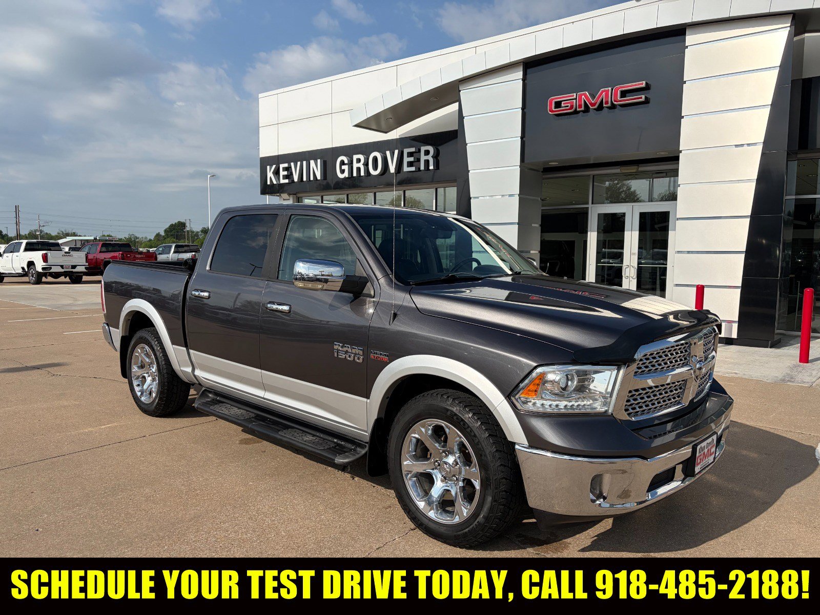 Used 2016 RAM 1500 Laramie w/ Convenience Group image 1