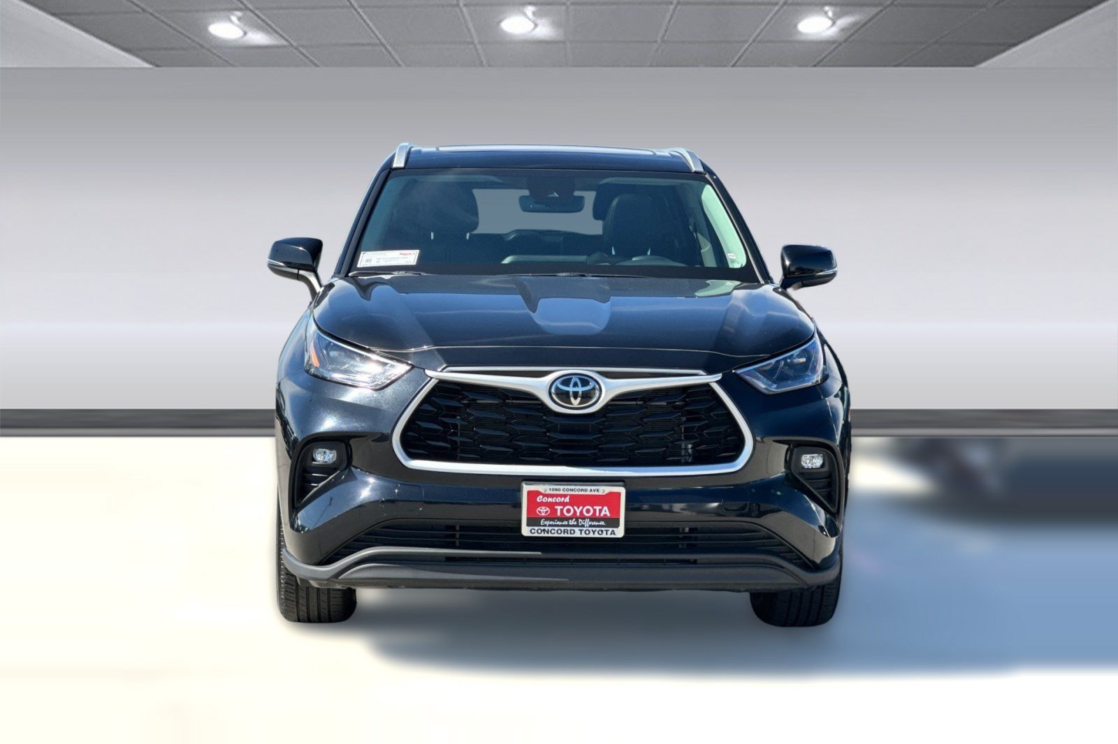 Used 2026 Toyota Highlander XLE AWD/4WD image 5