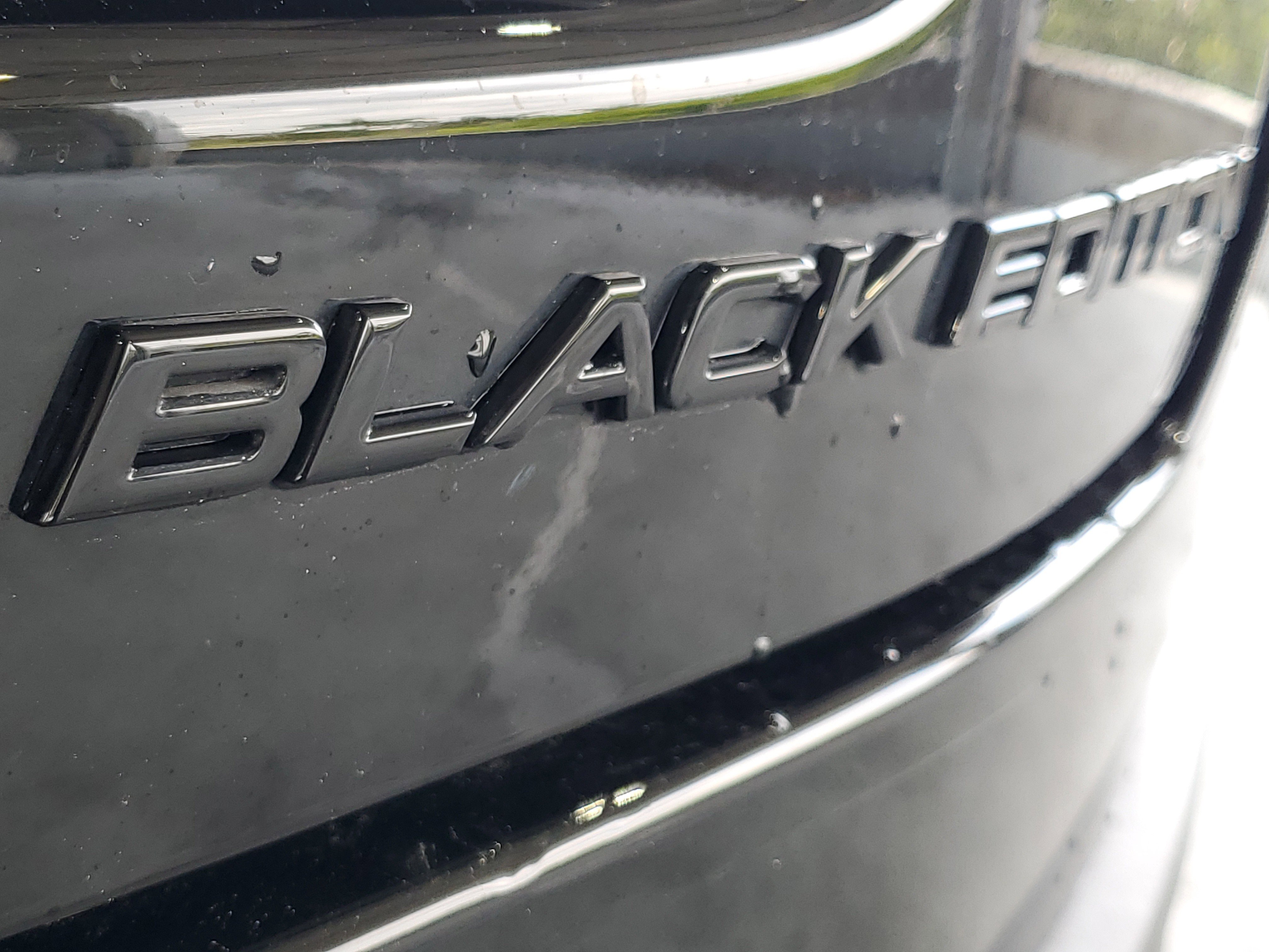 Used 2025 Honda Pilot Black Edition image 5
