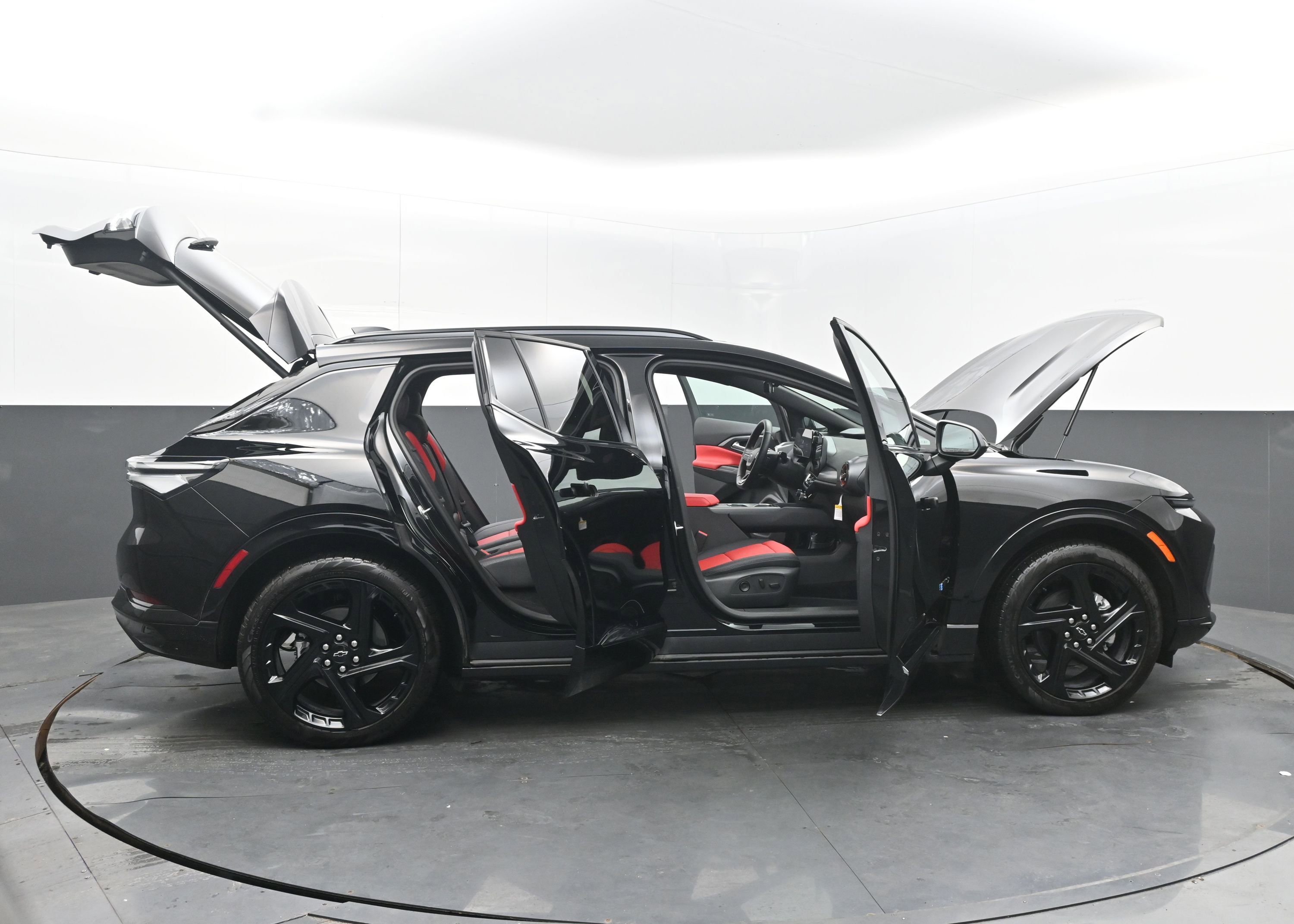 New 2025 Chevrolet Equinox EV RS w/ Convenience Package II image 43