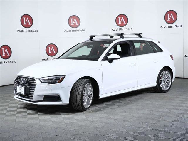 Used 2018 Audi A3 e-tron Premium Plus w/ Technology Package image 4