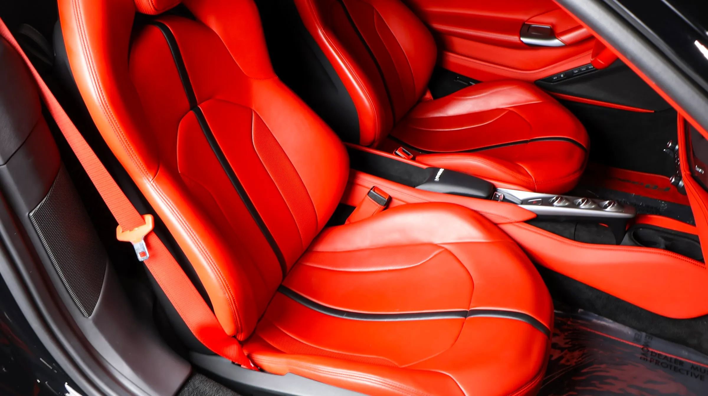 Used 2020 Ferrari F8 Tributo RWD image 16