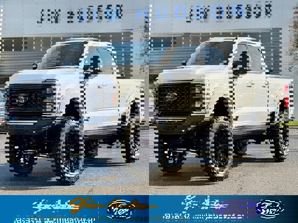 New 2026 Ford F250 Lariat w/ Black Appearance Package