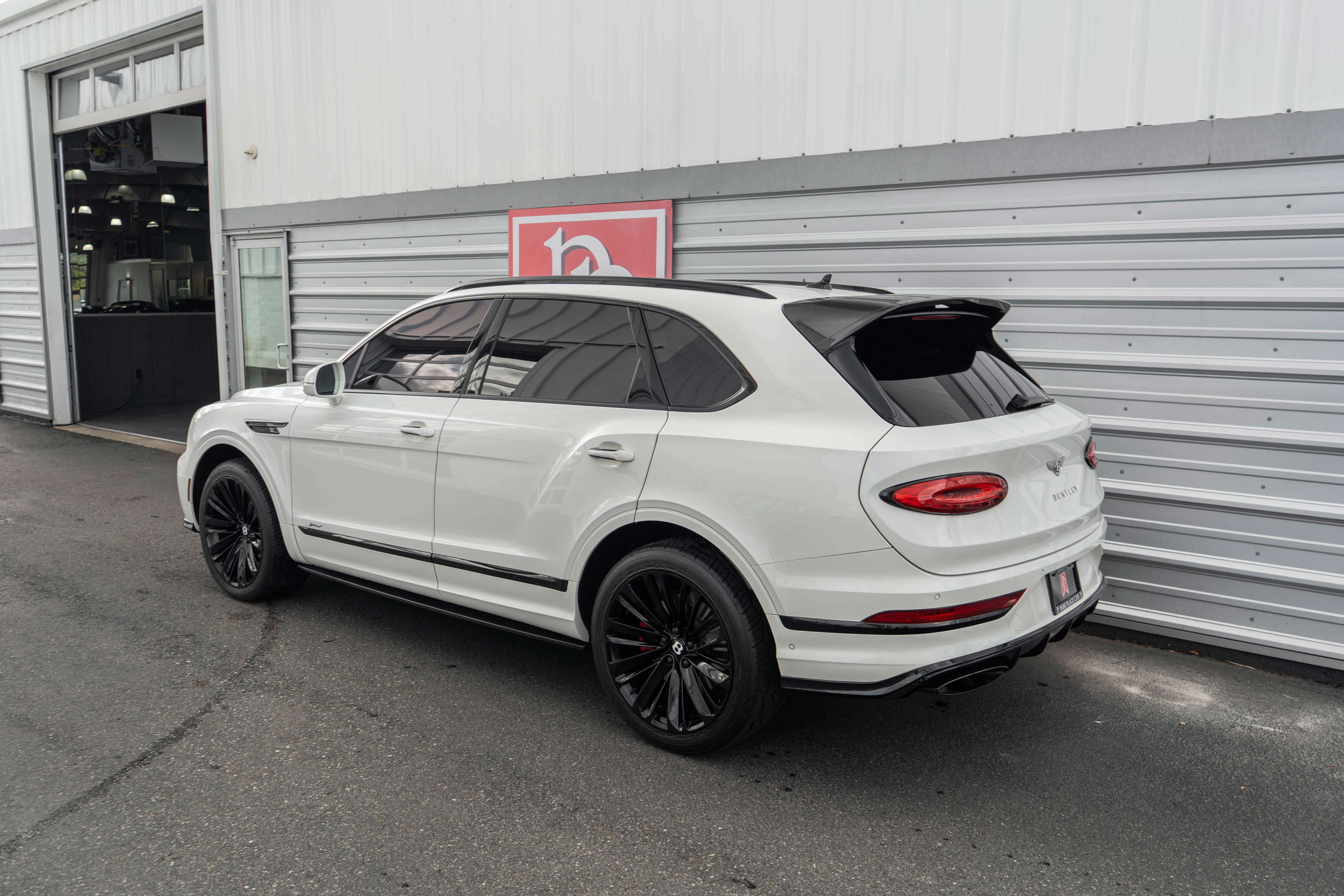 Used 2021 Bentley Bentayga Speed image 43