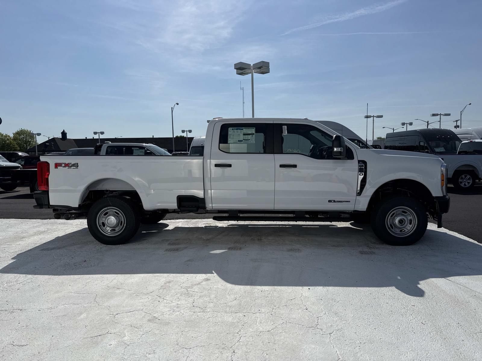 New 2026 Ford F250 XL w/ XL Driver Assist Package AWD/4WD image 2