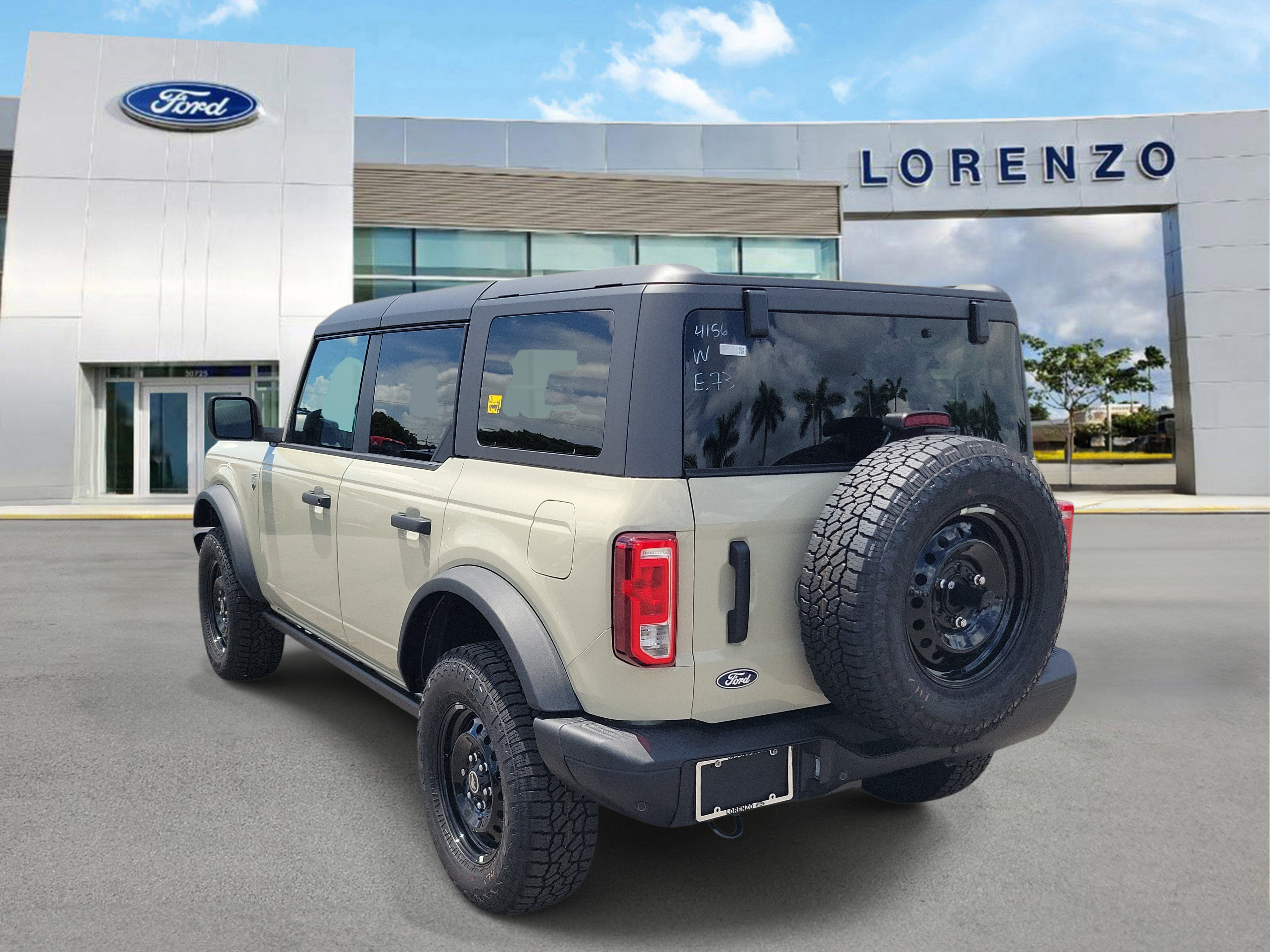 New 2026 Ford Bronco Big Bend w/ Black Diamond Package AWD/4WD image 6