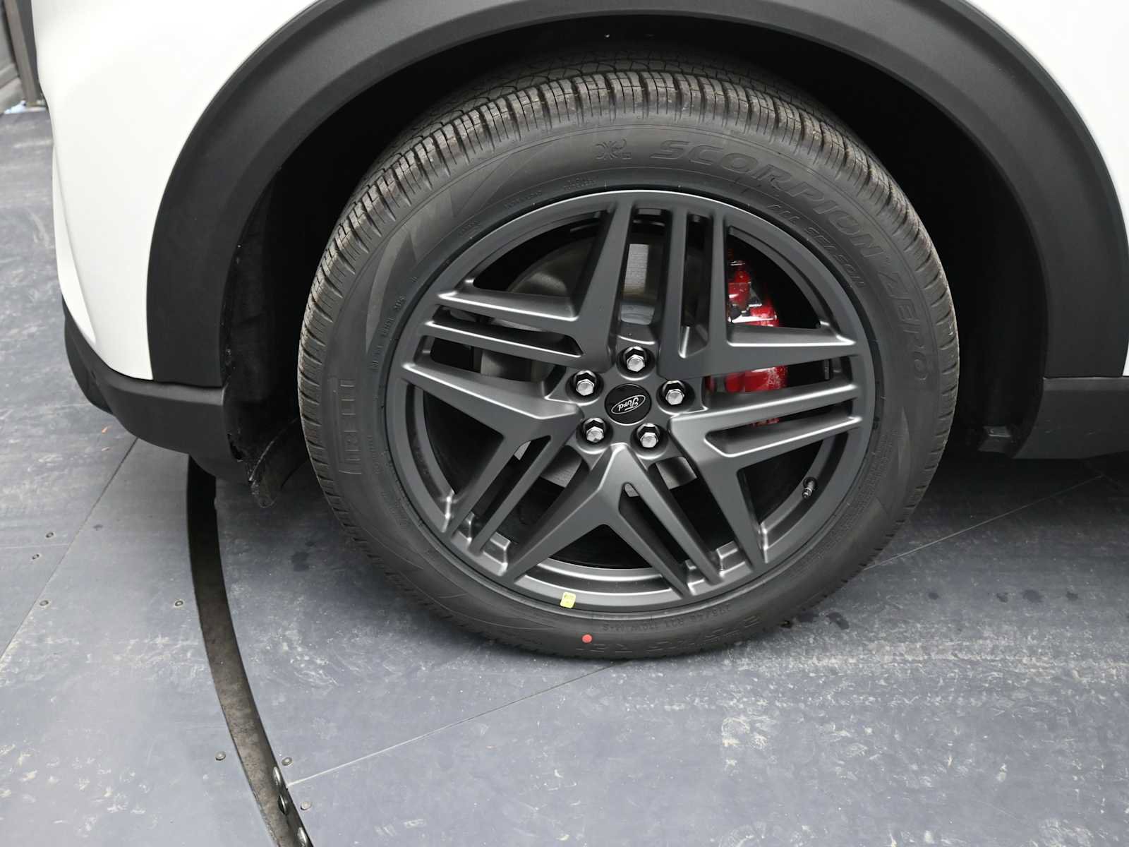 New 2026 Ford Explorer ST image 10