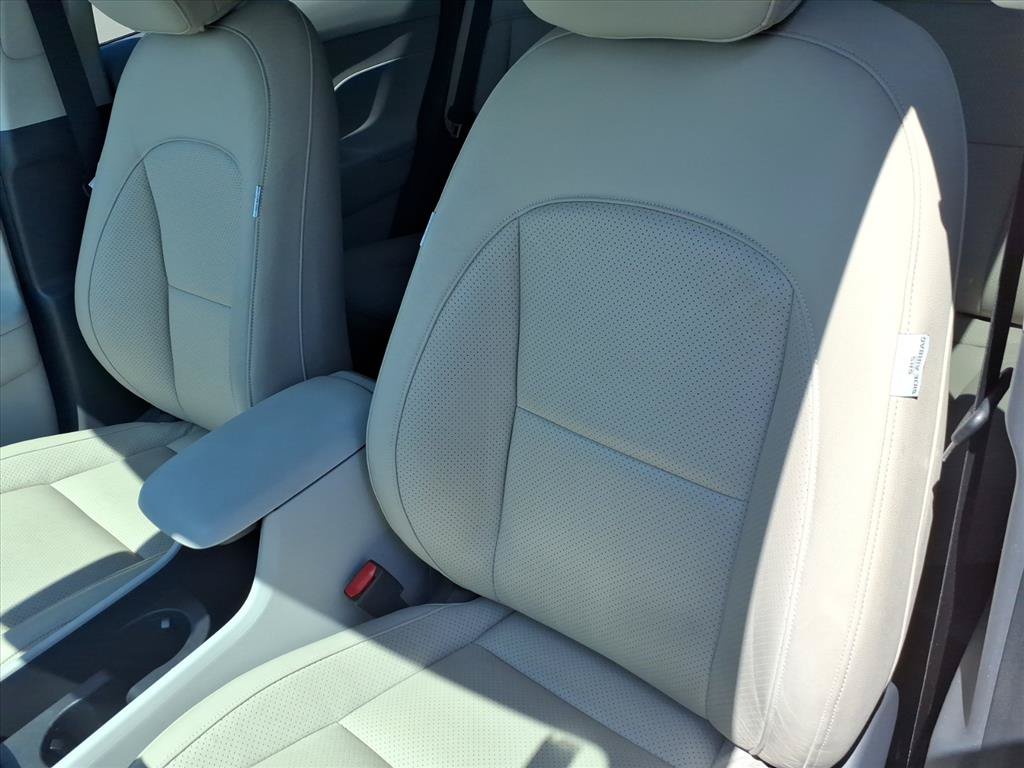 Used 2024 Hyundai Kona SEL FWD image 18