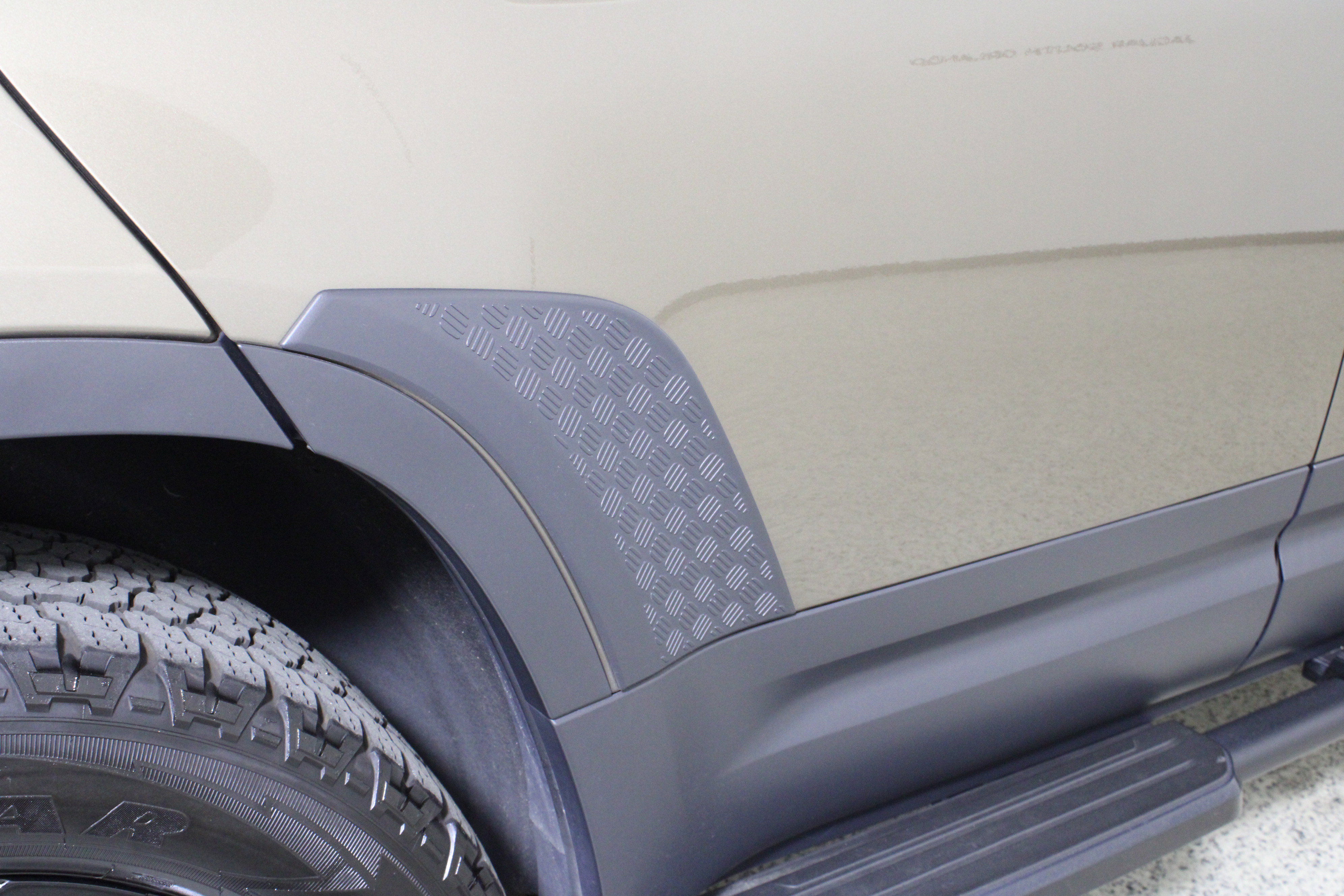 Used 2024 Land Rover Defender 110 S image 28