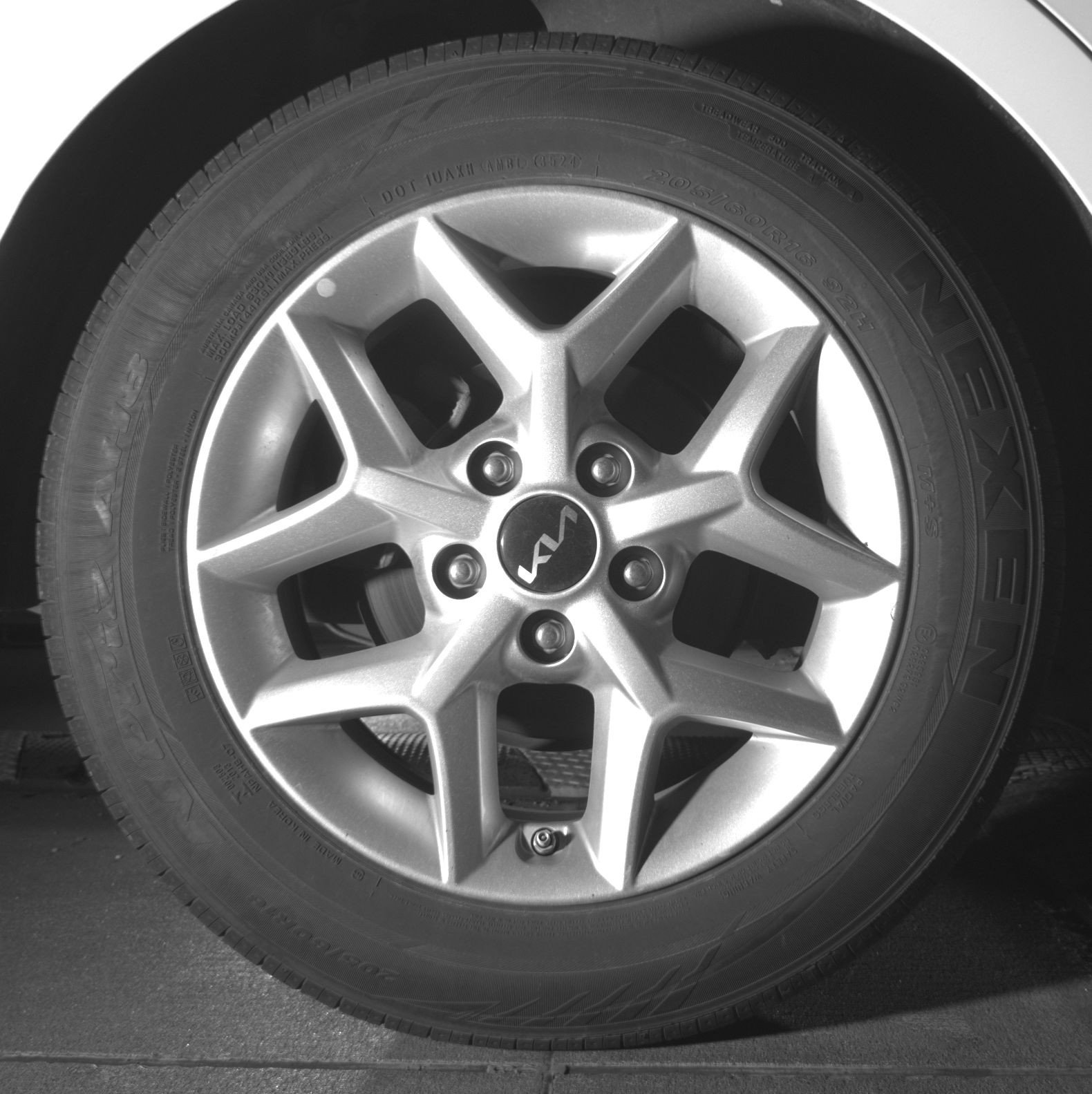 Used 2025 Kia Soul LX w/ LX Technology Package FWD image 15