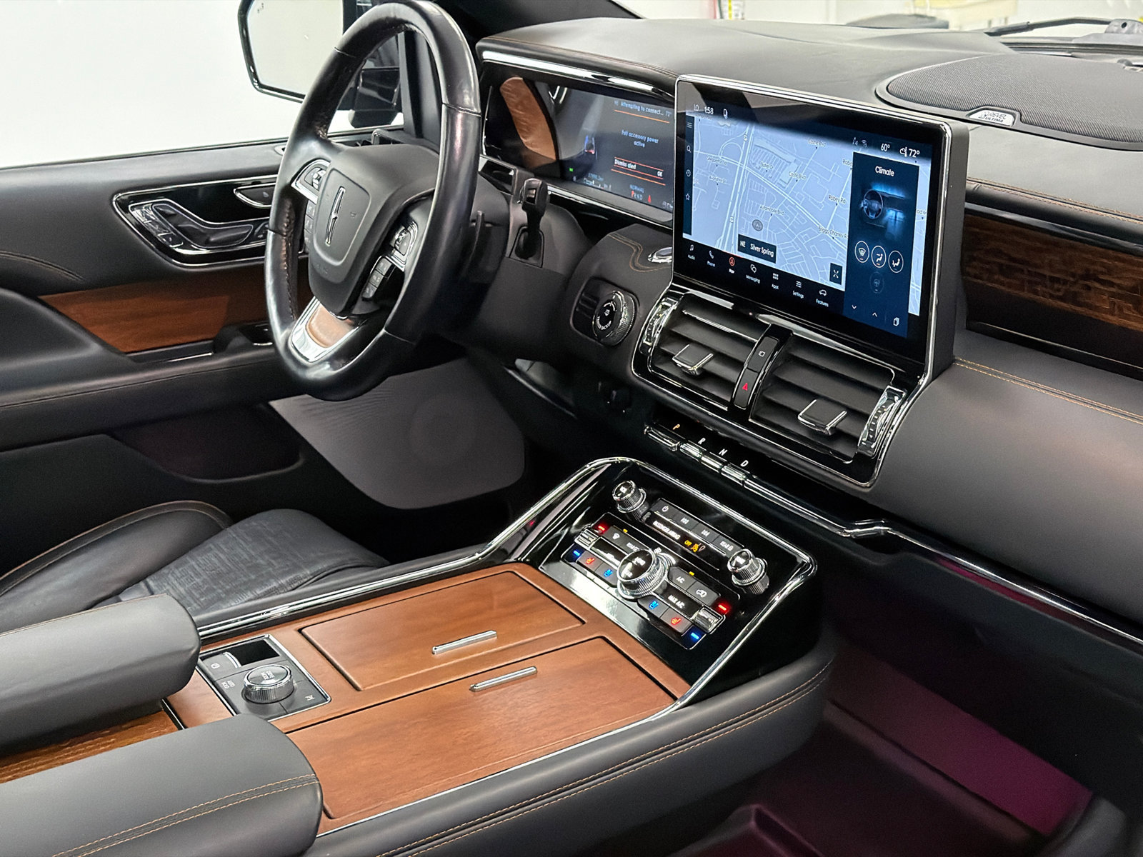 Used 2023 Lincoln Navigator Black Label AWD/4WD image 12