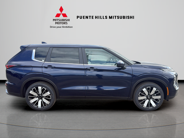 New 2026 Mitsubishi Outlander SE FWD image 4
