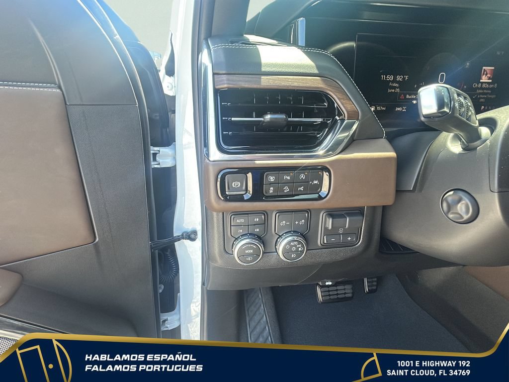Used 2026 GMC Yukon Denali Ultimate AWD/4WD image 16