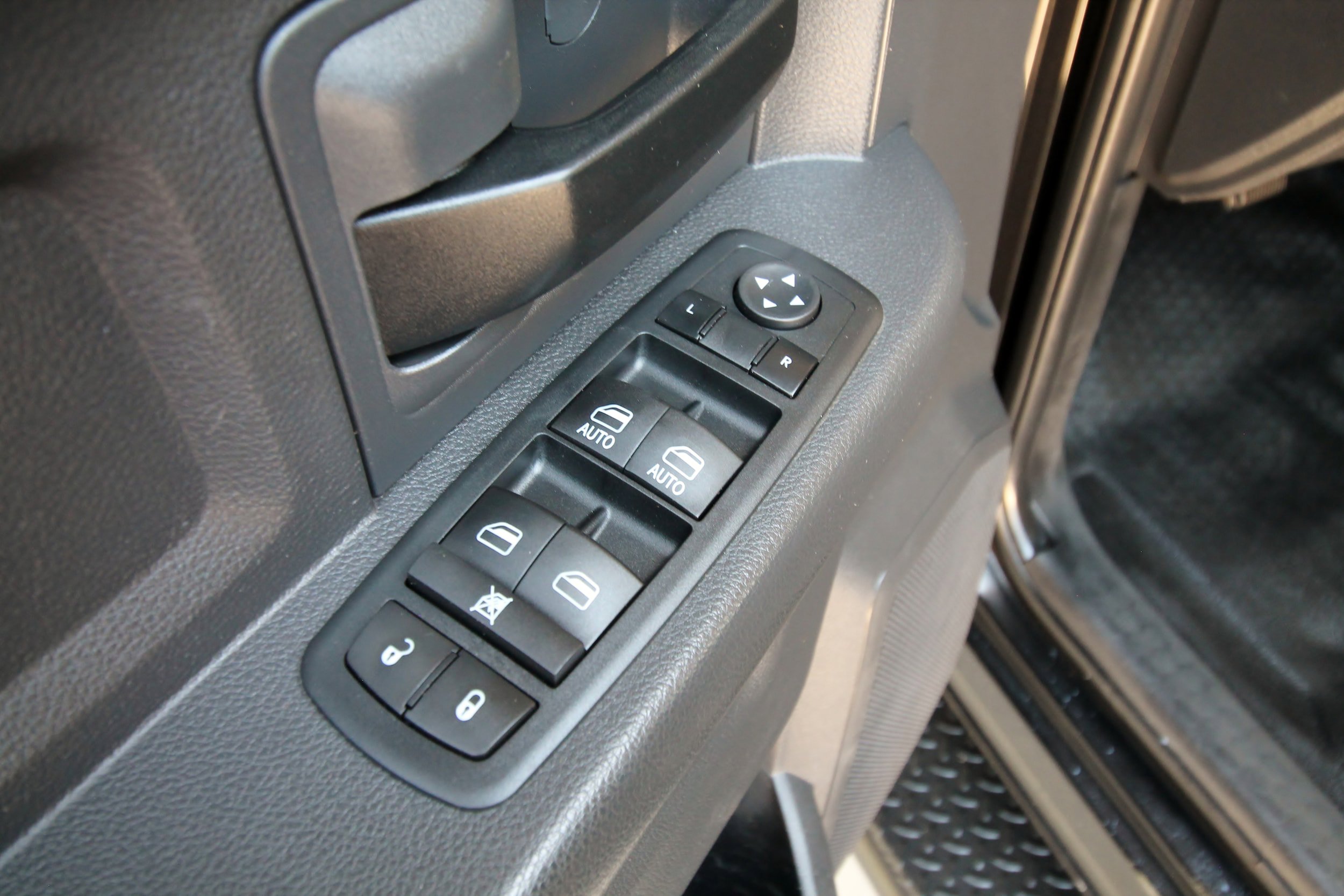 Used 2010 Dodge Ram 3500 Truck ST w/ ST Popular Equipment Group AWD/4WD image 19