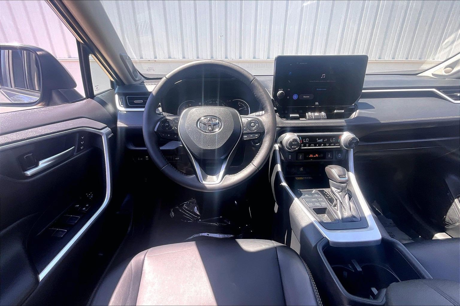 Used 2025 Toyota RAV4 XLE Premium w/ Weather Package AWD/4WD image 6