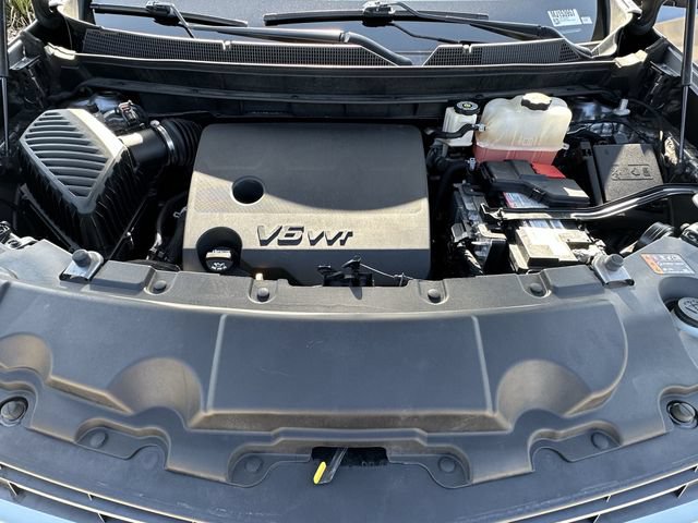 Used 2021 Chevrolet Traverse LS FWD image 30