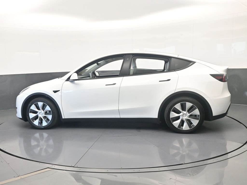 Used 2021 Tesla Model Y Long Range AWD/4WD image 3