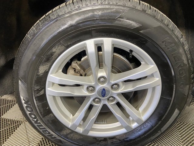 Used 2023 Ford Explorer XLT w/ Equipment Group 202A image 27