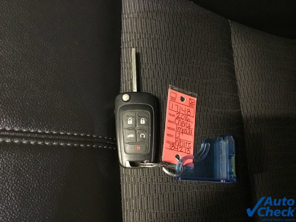 Used 2016 Chevrolet Impala LT w/ Convenience Package image 52